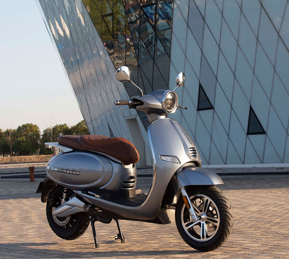 Totoro 3000W 72V 52Ah 80KmH Electric Motorcycle with Pedal Detail02